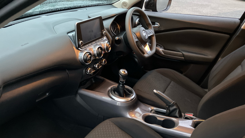 Nissan Juke 1.0 DiG-T 114 Acenta 5dr Petrol Hatchback